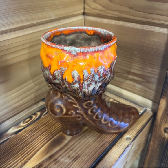 Weird vintage boot vase - Picture 3 of 4